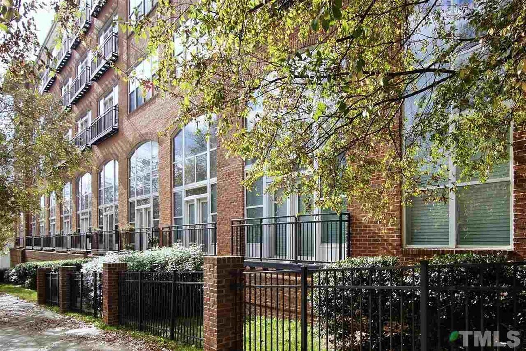 200 South Dawson Street, Unit 112 in Raleigh, NC - Building Photo