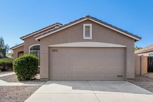 13362 W Mauna Loa Ln in Surprise, AZ - Building Photo