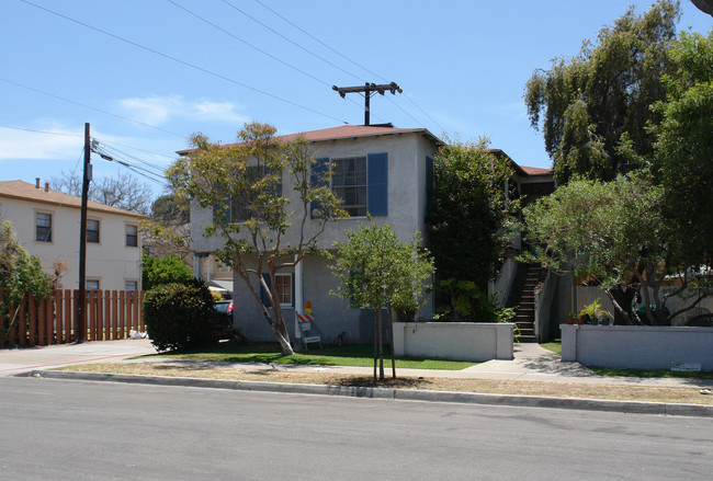 700 7th St in Coronado, CA - Building Photo - Building Photo