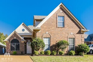 540 Classic Dr N in Hernando, MS - Building Photo