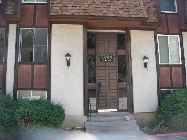 5384 S Willow Ln in Murray, UT - Building Photo - Building Photo