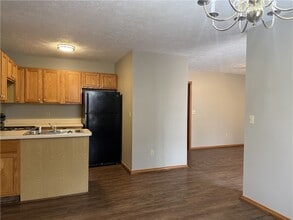 3601 Antique Ct in Harrison, AR - Building Photo - Building Photo