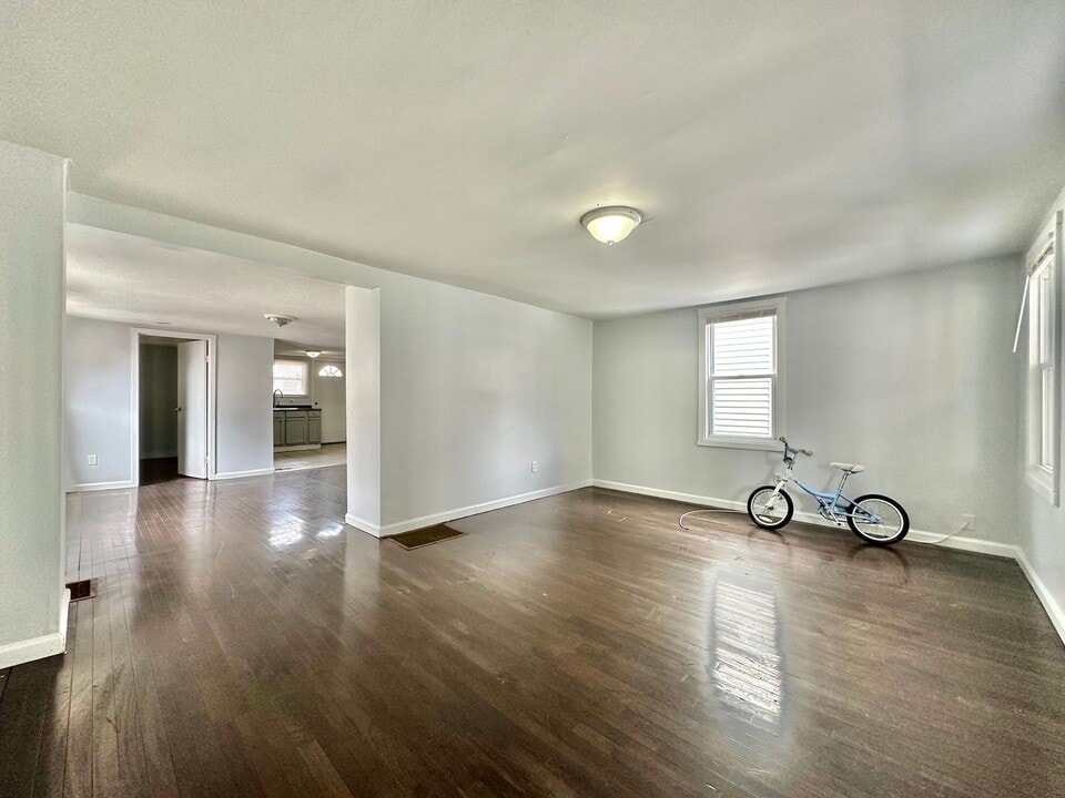 10 Kensington St in New Haven, CT - Building Photo