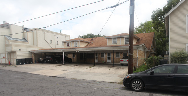 910-918 City Park Ave in New Orleans, LA - Foto de edificio - Building Photo