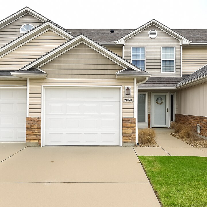 21028 Millridge St in Spring Hill, KS - Building Photo