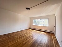 85 Wagner Pl, Unit B2 photo'