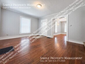 201 Benjamin Ave SE in Grand Rapids, MI - Building Photo - Building Photo