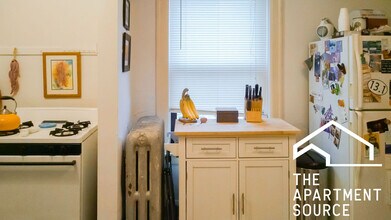 4606 N Winchester Ave, Unit 3A in Chicago, IL - Foto de edificio - Building Photo