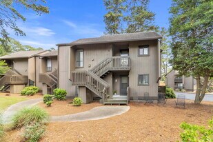 800 St Andrews Dr in Pinehurst, NC - Building Photo