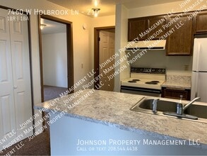 7460 W Holbrook Ln in Boise, ID - Building Photo - Building Photo