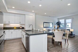 1569 Vista del Mar Way in Oceanside, CA - Building Photo - Building Photo