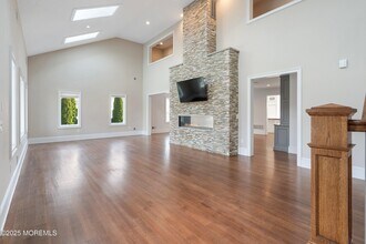 803 Long Point Ln in Point Pleasant Beach, NJ - Building Photo - Building Photo