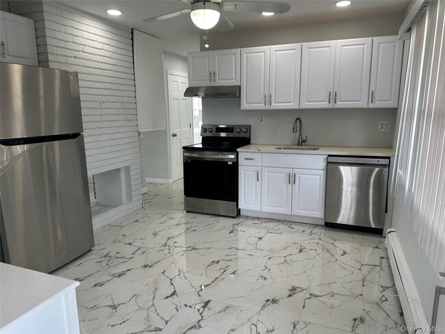 property at 173 Bloomingdale Rd