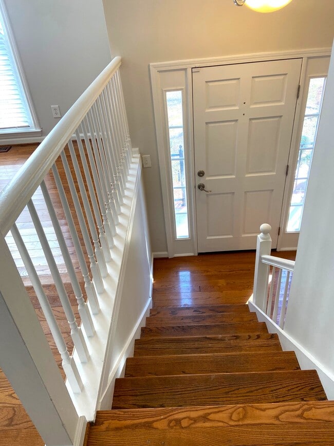 336 Oak Leaf Cir in Hoover, AL - Foto de edificio - Building Photo