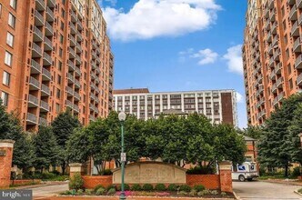 11710 Old Georgetown Rd-Unit -506 in Rockville, MD - Building Photo - Building Photo
