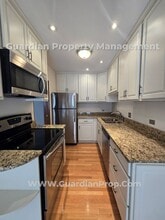 2928 Dean Pkwy in Minneapolis, MN - Foto de edificio - Building Photo