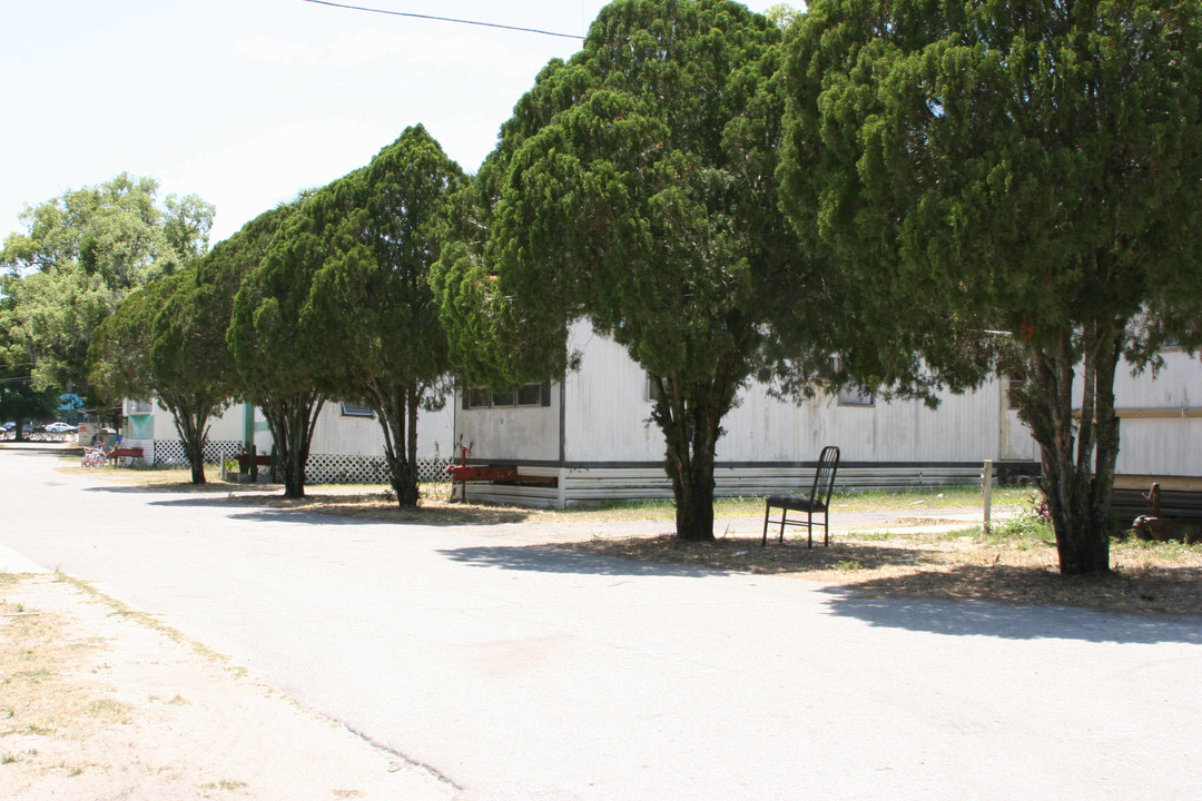 Blue Heron Pointe in New Port Richey, FL - Building Photo