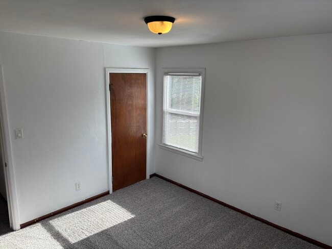 property at 148 W Moody Ave