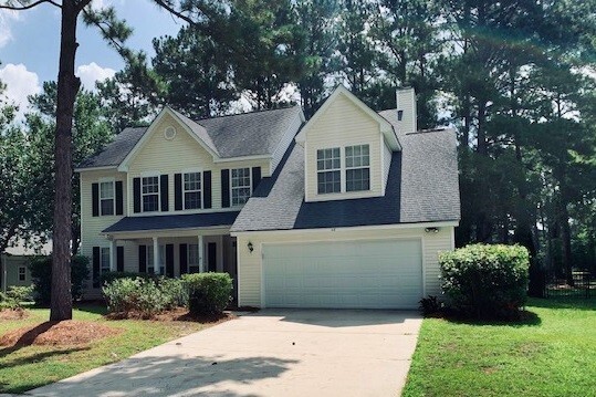property at 48 Muirfield Dr
