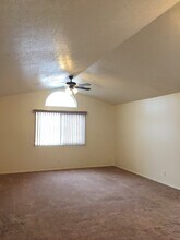 7316 Syr Dr NE in Rio Rancho, NM - Building Photo - Building Photo
