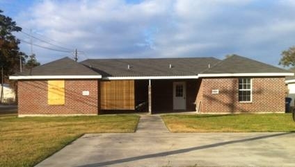 2300 Merwood St in Sulphur, LA - Building Photo