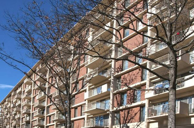 Capitol Park Tower in Washington, DC - Building Photo - Building Photo