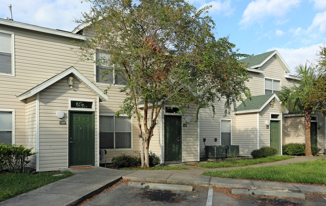 The Landings at Timberleaf Apartments in Orlando, FL - Building Photo - Building Photo