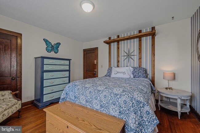 property at 184 Wilkes St