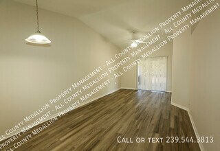 4612 25th St SW in Lehigh Acres, FL - Building Photo - Building Photo