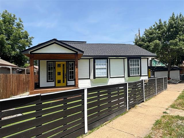 property at 2104 Madera St