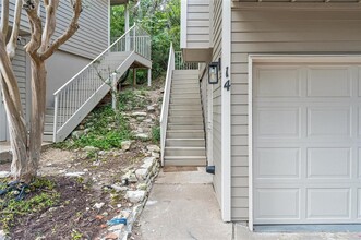 3845 Ranch Rd 2222 in Austin, TX - Building Photo - Building Photo