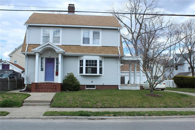 property at 33 Waldron Ave