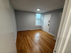 83 Haven St in Reading, MA - Building Photo - Building Photo