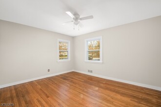 3 Saddle River Rd in Fair Lawn, NJ - Building Photo - Building Photo