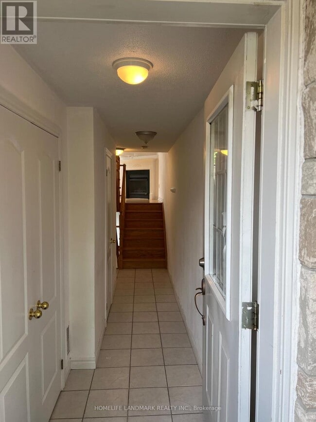 31 Rodeo Ct in Toronto, ON - Building Photo - Building Photo