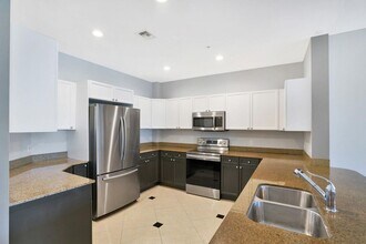 3940 N Flagler Dr in West Palm Beach, FL - Building Photo - Building Photo