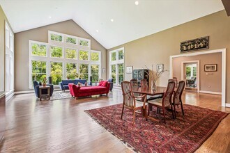 6301 Poindexter Ln in Rockville, MD - Building Photo - Building Photo