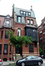 10 Fairfield St in Boston, MA - Building Photo - Building Photo