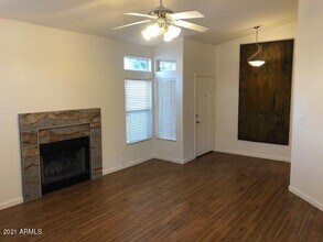 1450 E Beacon Dr in Gilbert, AZ - Building Photo - Building Photo