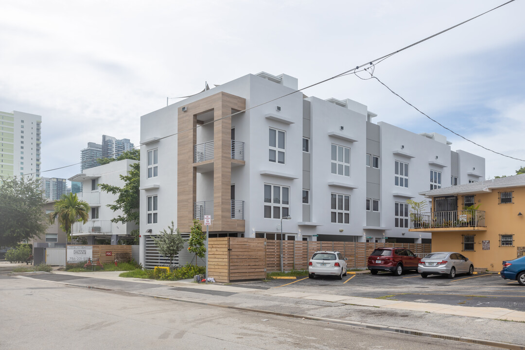 West Brickell Townhomes in Miami, FL - Building Photo