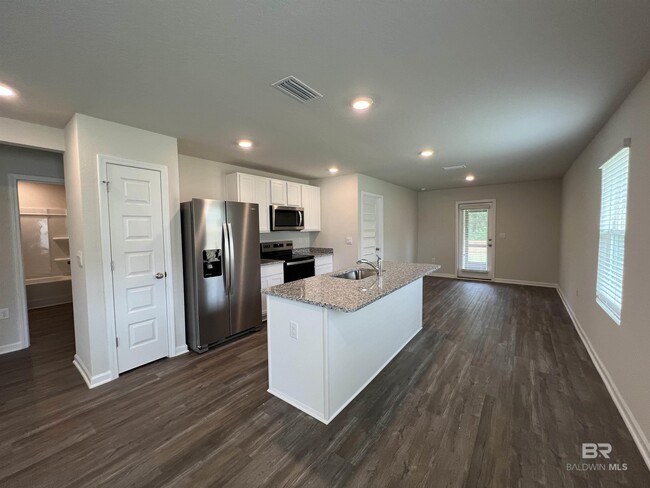 8820 Summer Bay Ln in Foley, AL - Building Photo - Building Photo
