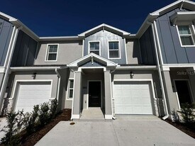 2729 Skyline Lp in Kissimmee, FL - Building Photo