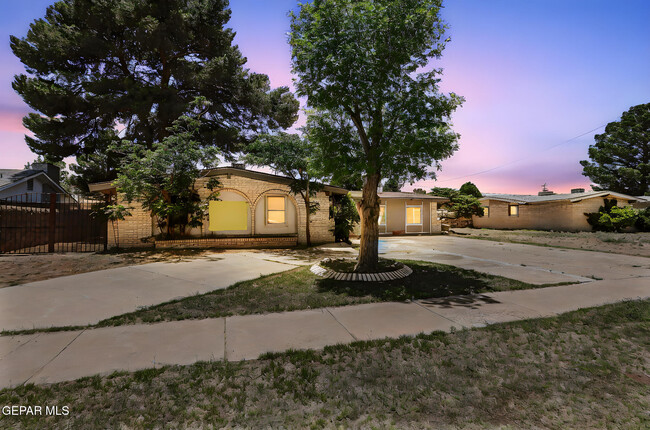 4212 Roxbury Dr in El Paso, TX - Building Photo - Building Photo