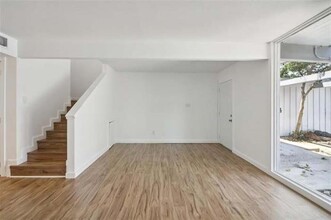 6315 Walraven Cir in Fort Worth, TX - Foto de edificio - Building Photo