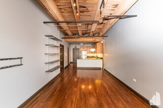 106 N Aberdeen St in Chicago, IL - Building Photo - Building Photo