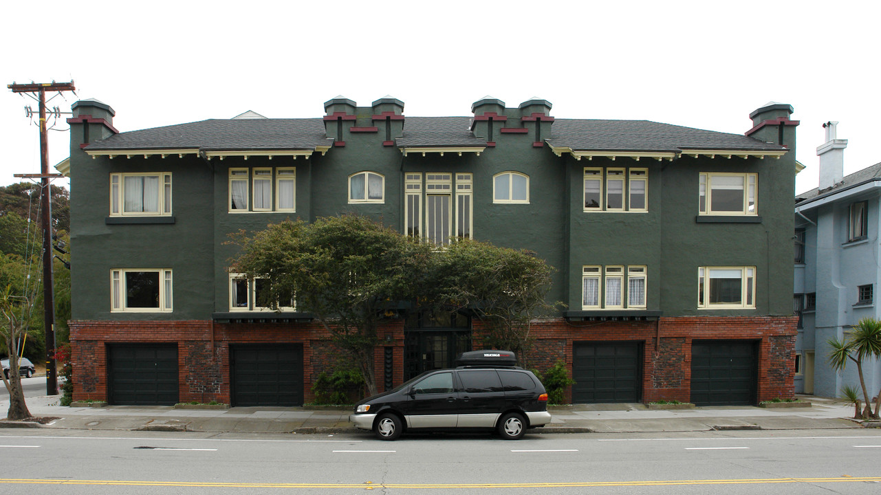 1301-1307 Lake St in San Francisco, CA - Building Photo