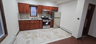 400 E 7th St in Brooklyn, NY - Building Photo