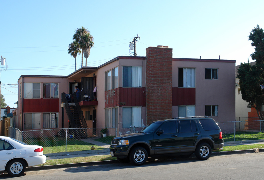 230 Campbell Way in Oxnard, CA - Building Photo