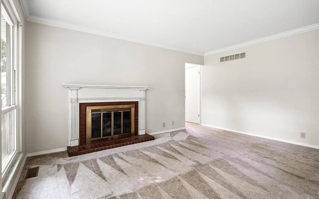 3375 Brunswick Dr in Florissant, MO - Building Photo - Building Photo