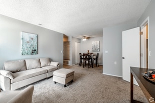 Westlink Village in Wichita, KS - Building Photo